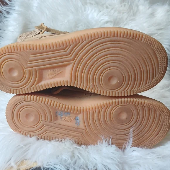 Nike Tan High-Top Sneakers - Picture 4 of 11